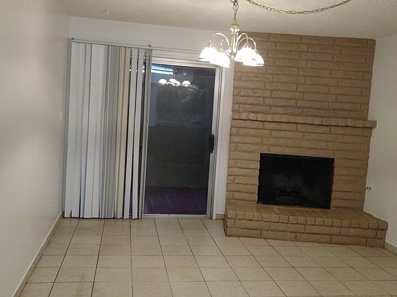 family room & Dinning