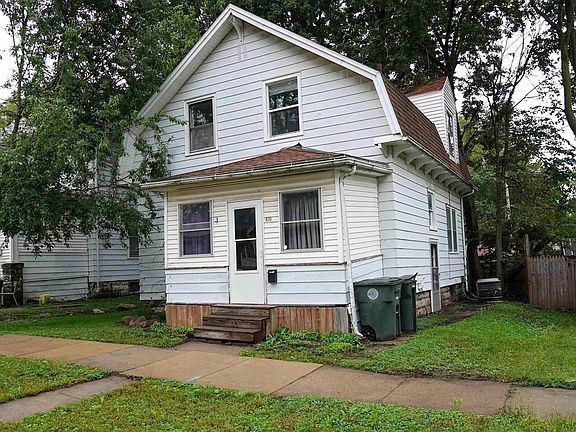 2nd image of 810 W 1st St