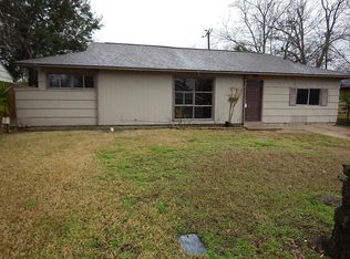 5718 Beldart St, Houston, TX 77033
