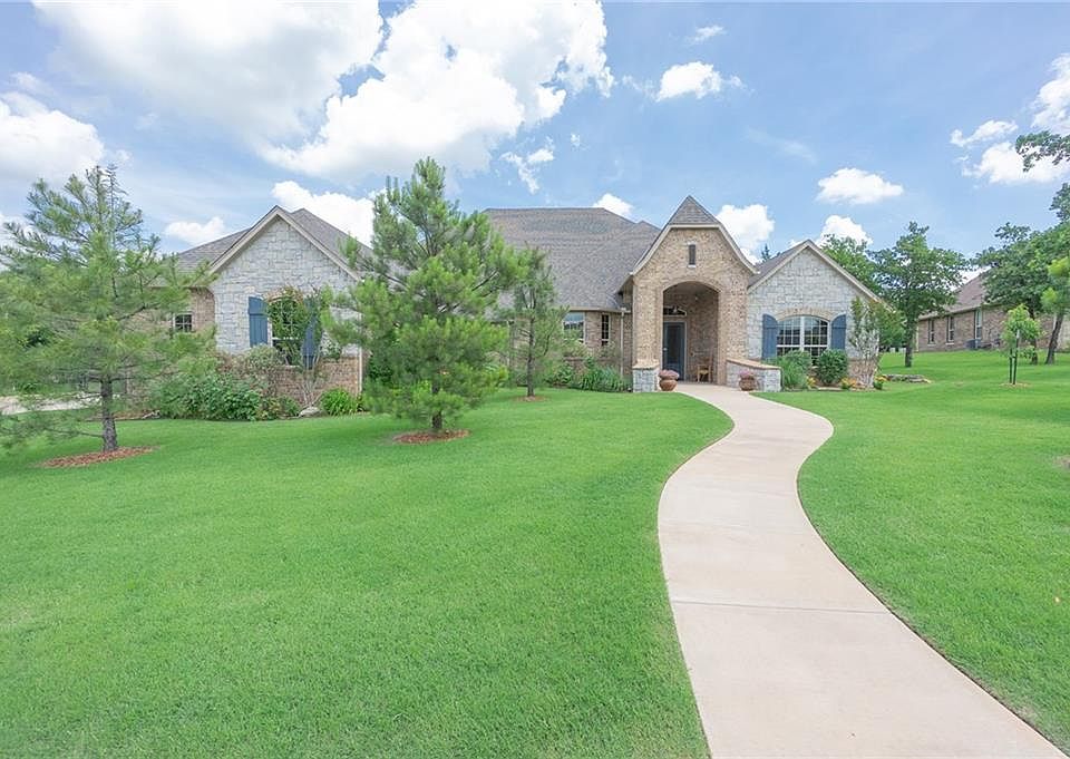 1st image of 10200 Berrywood Dr