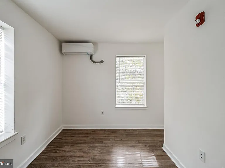 405 S 42nd St #1C — Photo 44