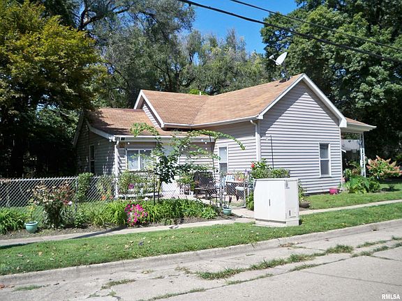 3rd image of 500 Williams St
