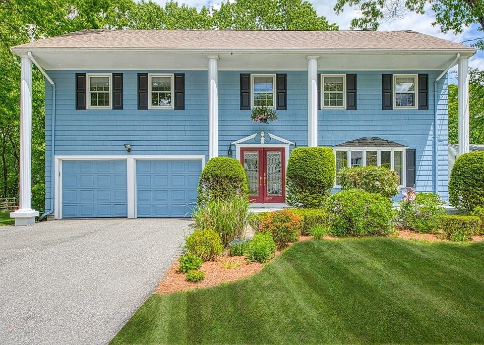 1st image of 72 Oak Hill Dr