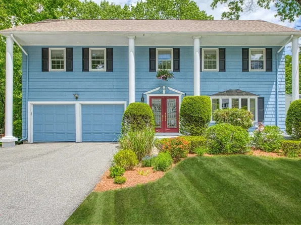 72 Oak Hill Dr, Sharon, MA 02067