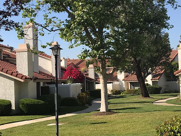 3rd image of 23045 Paseo De Terrado Unit 4