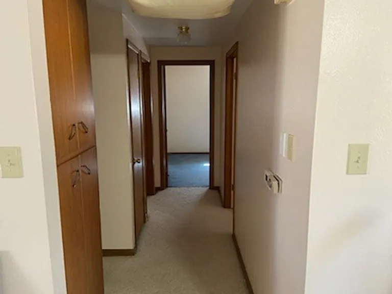 1242 Sumner St — Photo 8