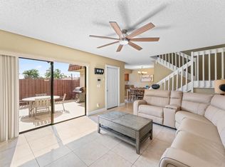 1162 SW 120th Way, Davie, FL 33325