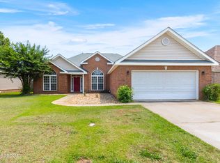 125 Emberly Ln, Warner Robins, GA 31088