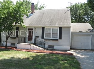 7315 W 75th St, Overland Park, KS 66204