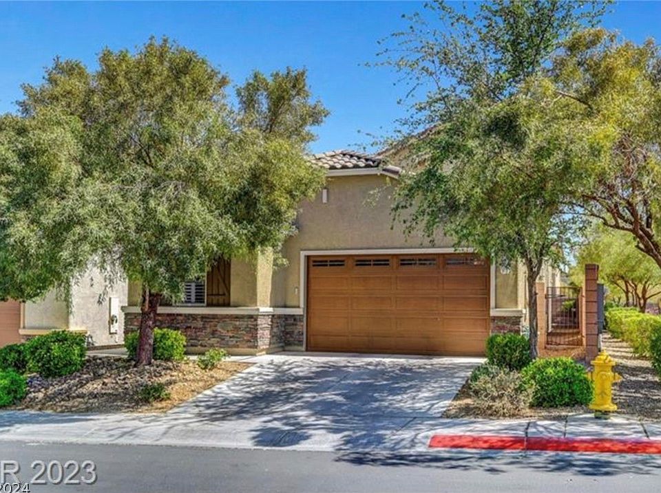 1st image of 10137 Lady Apple Dr