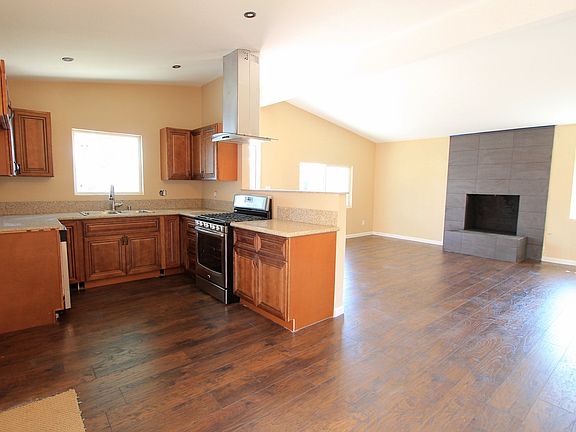 Kitchen/Family room. 