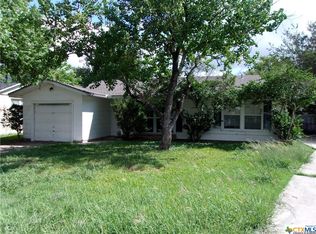 1108 Du Pont Ave, Victoria, TX 77901