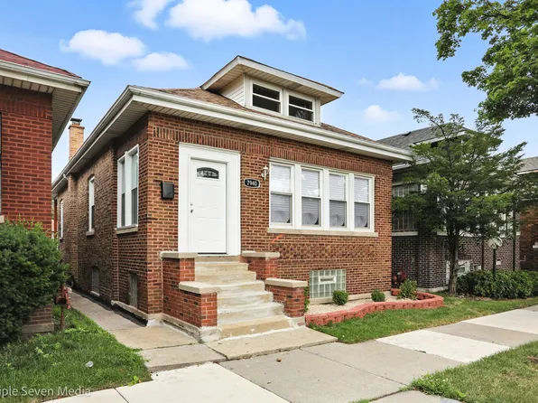 7940 S Perry Ave, Chicago, IL 60620