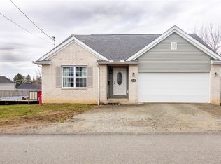 2109 Walnut Dr, Latrobe, PA 15650