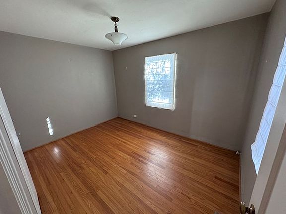 5th image of 270 Kentucky St