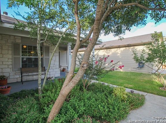 4th image of 4006 Bulverde Pkwy