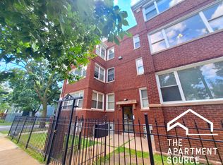 5606 W Thomas St #1, Chicago, IL 60651