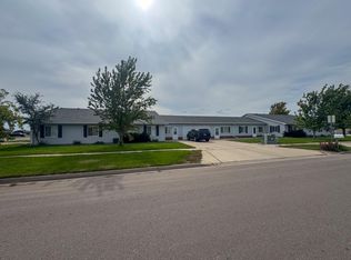 2405 Prairie Eagle Cir W #2416, Huron, SD 57350