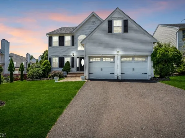 3 Wexford Way, Bridgewater Twp., NJ 08807