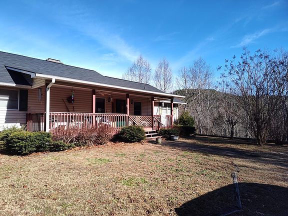 2nd image of 860 Willis Cove Rd