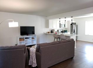 21350 Jill Ct, Brookfield, WI 53045