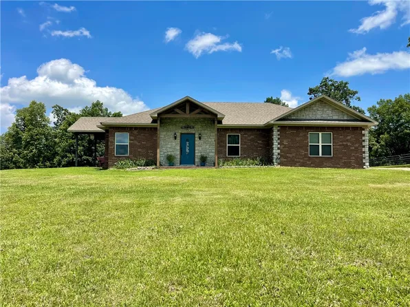 4860 Buck Mountain Rd, Dover, AR 72837