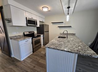3071 Huntleigh Dr, Raleigh, NC 27604