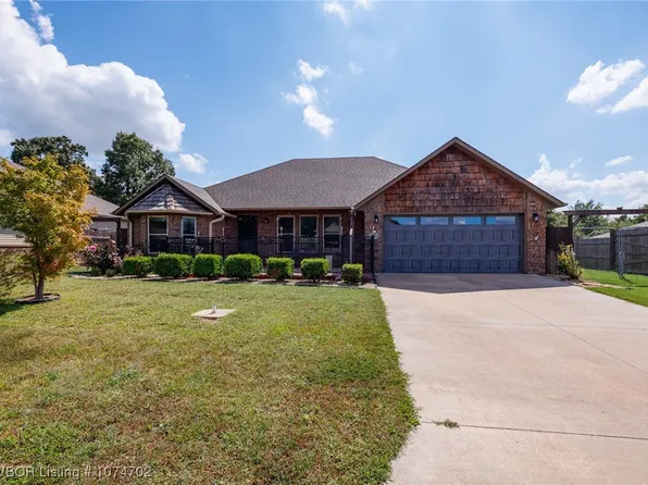 139 Stone Dr, Roland, OK 74954