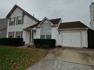 409 Oak Lake Ter, Chesapeake, VA 23320