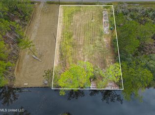 10051 Bayou View Dr W #39, Bay Saint Louis, MS 39520