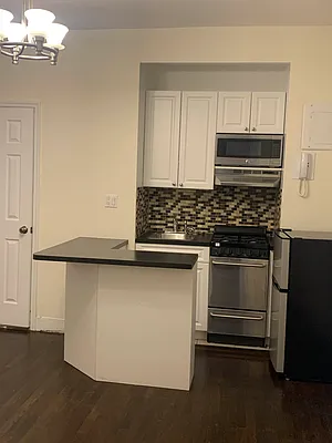 Rented by Oxford Property Group | media 12