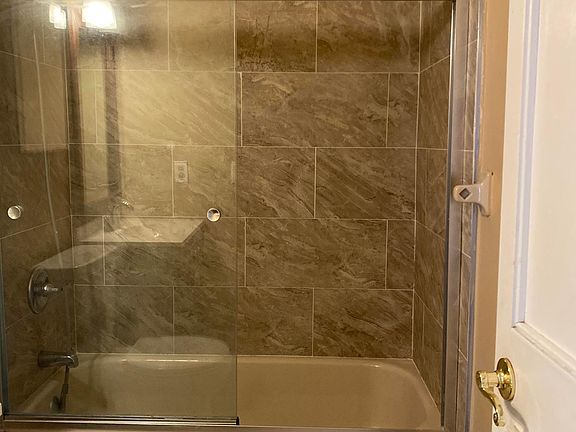 2nd image of 80 NW 116th Pl APT 7
