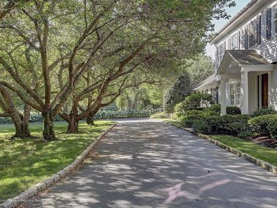 4 Woods End Rd, Rumson, NJ, 07760