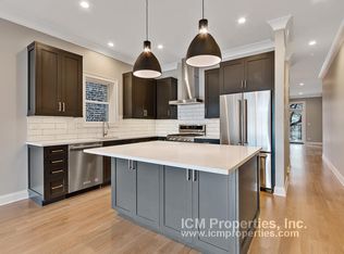 2319 N Southport Ave #2S, Chicago, IL 60614