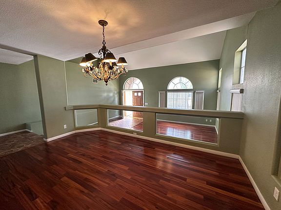 4th image of 8951 Fort Crestwood Dr