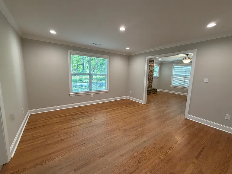 5425 Lower Stone Church Rd — Photo 2