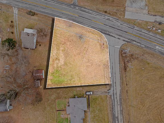 5th image of 2612 Highway 31 W