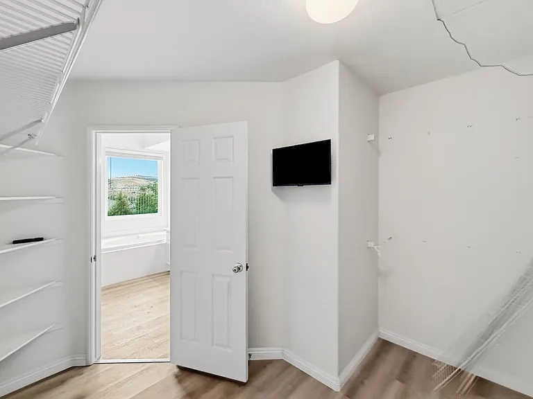 22810 Mountain Ash Cir — Photo 24