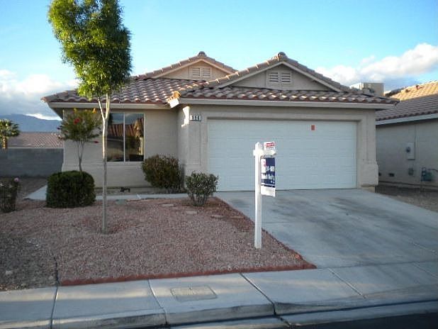 1st image of 550 Ana Raquel Ave