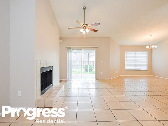 3rd image of 8812 Parliament Ct
