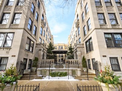3602 N Pine Grove Ave APT 2D, Chicago, IL, 60613