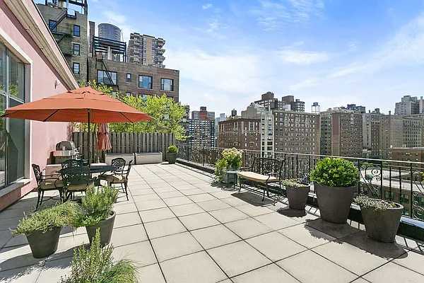 Rented by Compass | media 5