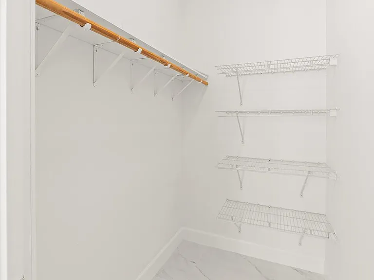 47 SW Osceola St #206 — Photo 24