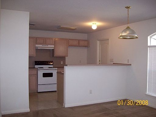 4th image of 3013 Pine Vly