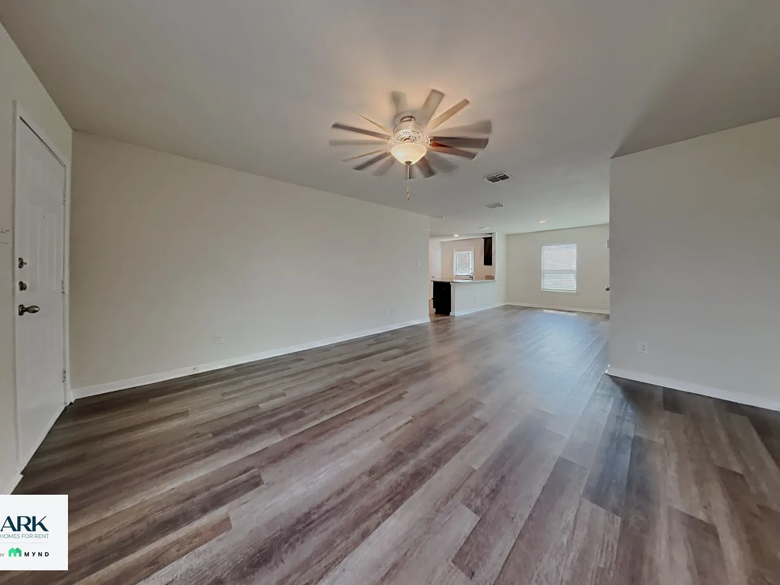 3 bed, 2.0 bath, 1525 sqft, $1,849 — Photo 2