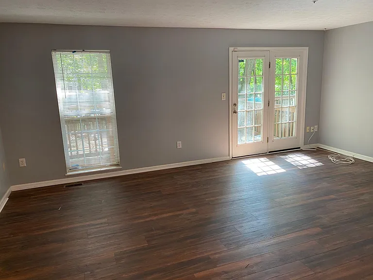 Living Room (without furniture)