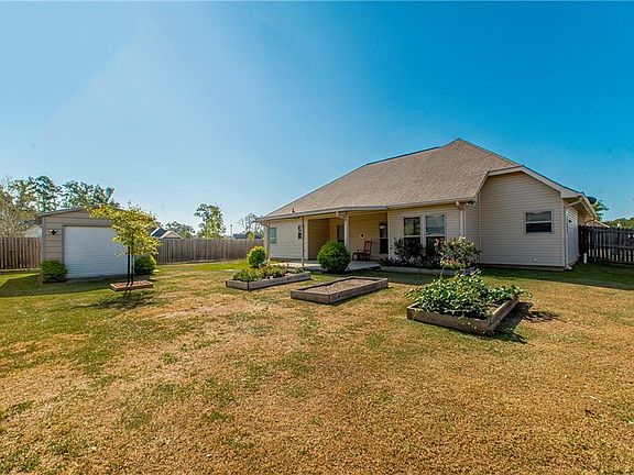 3rd image of 29765 Atlanta Dr