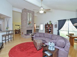 1907 Creek Valley Ln, Sugar Land, TX 77478