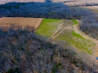 19598 S Valencia Rd, Burlingame, KS 66413