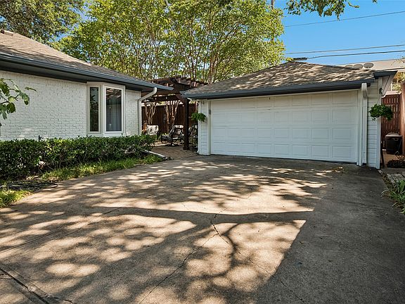 4th image of 6236 Del Norte Ln